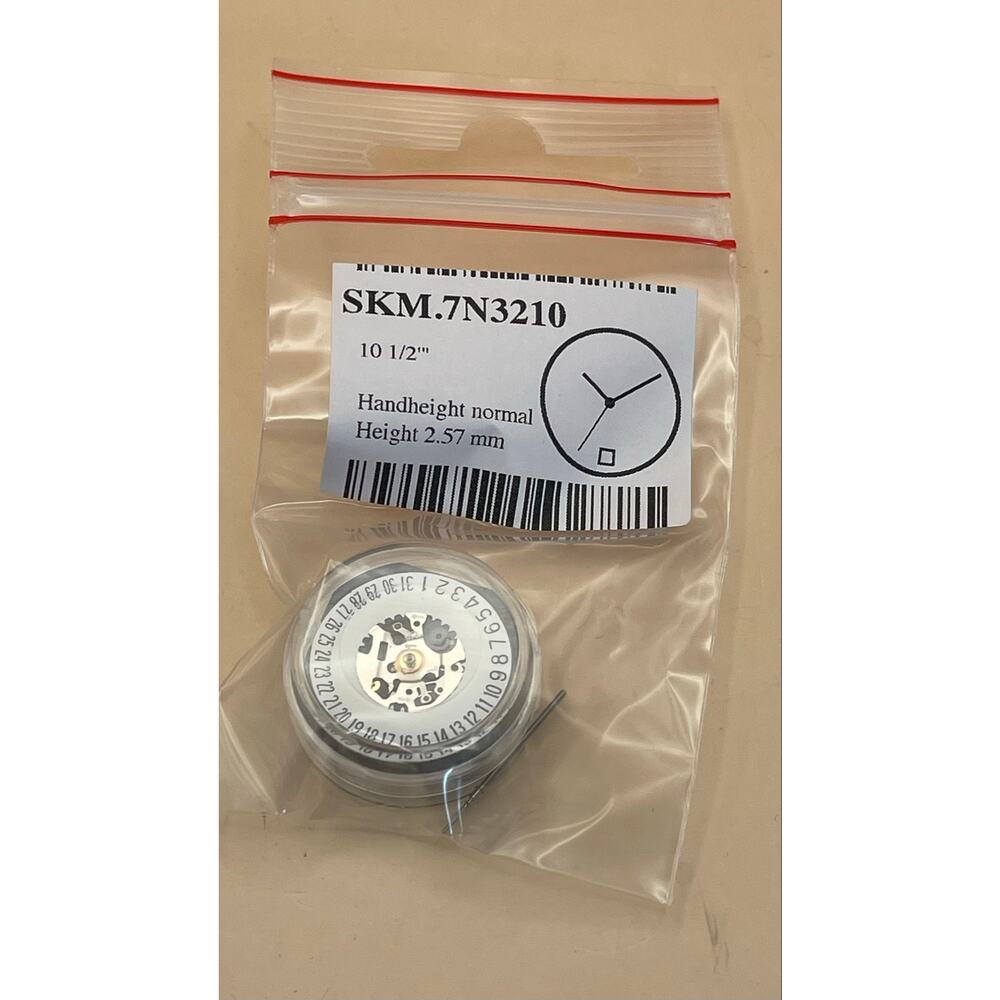 Seiko 7N32 Quartz Watch Movement Date 10 1/2 Ligne New